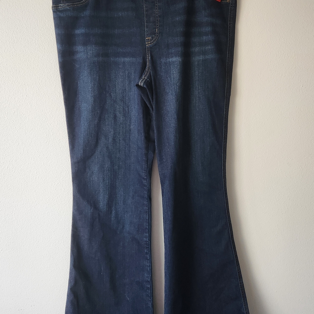 NWT SPANX Shape EveryWear Flare Jeans in Midnight Shade - Size 2X/2T (Plus Size